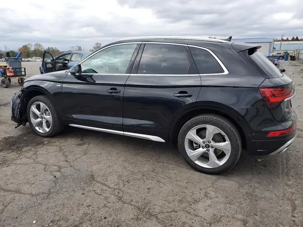 WA1EAAFY0S2018182 2025 AUDI Q5 - Image 2