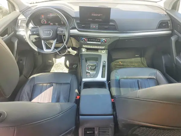 WA1EAAFY1M2118083 2021 AUDI Q5 - Image 8
