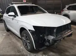 WA1EAAFY1N2021824 2022 AUDI Q5