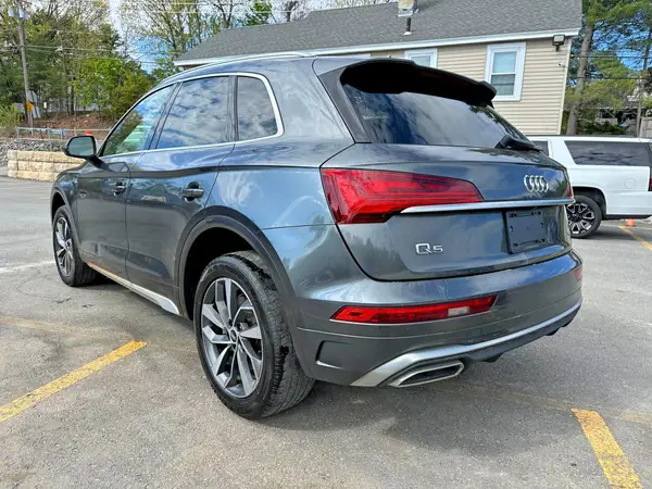 WA1EAAFY1N2044973 2022 AUDI Q5 - Image 2