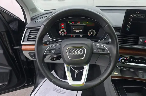 WA1EAAFY1N2063796 2022 AUDI Q5 - Image 8