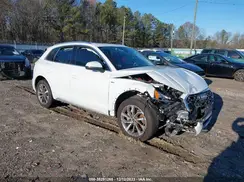 WA1EAAFY1N2084552 2022 AUDI Q5