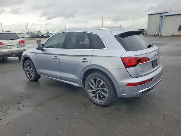 WA1EAAFY1N2091890 2022 AUDI Q5 - Image 2
