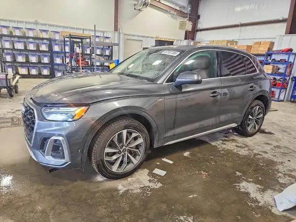 WA1EAAFY1N2113774 2022 AUDI Q5 - Image 1