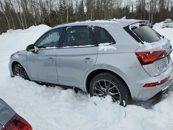 WA1EAAFY1N2117789 2022 AUDI Q5 - Image 2