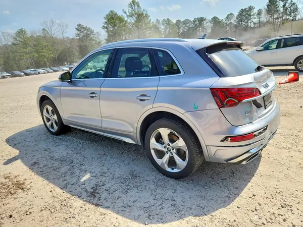 WA1EAAFY1P2035077 2023 AUDI Q5 - Image 2
