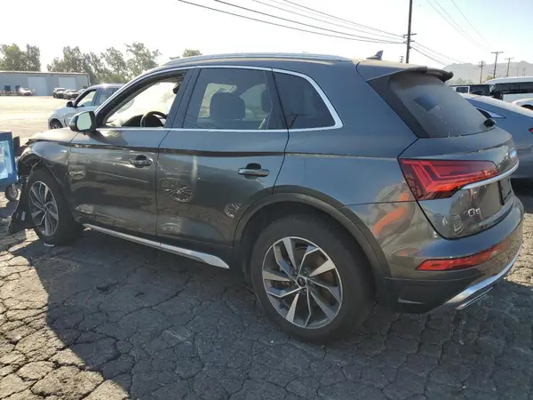 WA1EAAFY1P2056401 2023 AUDI Q5 - Image 2