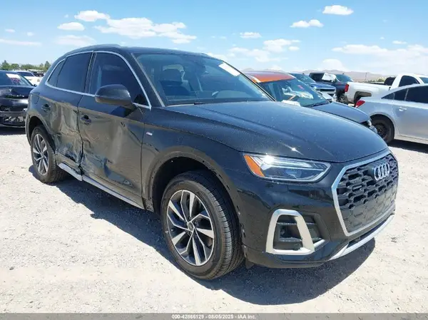 WA1EAAFY1R2065411 2024 AUDI Q5 - Image 1