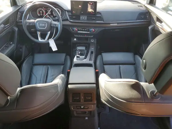 WA1EAAFY1R2083701 2024 AUDI Q5 - Image 8
