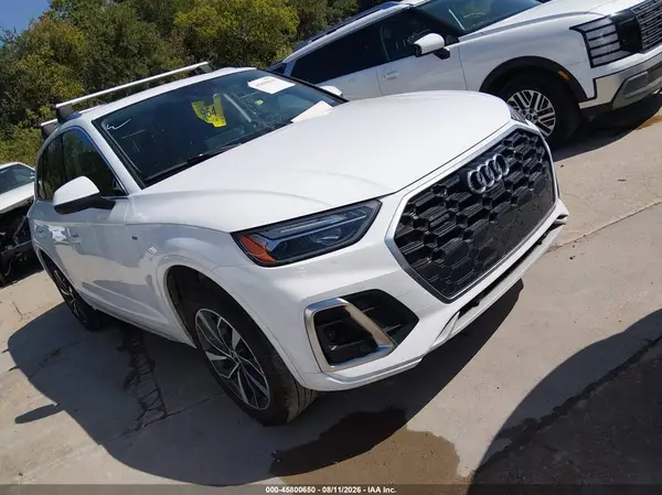 WA1EAAFY1R2083908 2024 AUDI Q5 - Image 1