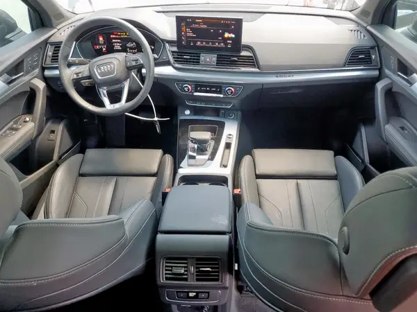 WA1EAAFY1R2135523 2024 AUDI Q5 - Image 8