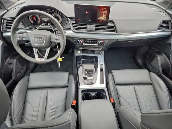 WA1EAAFY1R2140351 2024 AUDI Q5 - Image 8