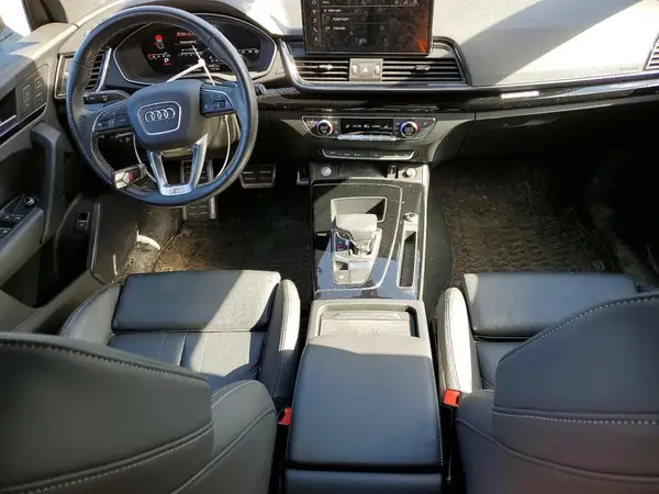 WA1EAAFY2M2063935 2021 AUDI Q5 - Image 8