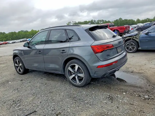 WA1EAAFY2N2055593 2022 AUDI Q5 - Image 2