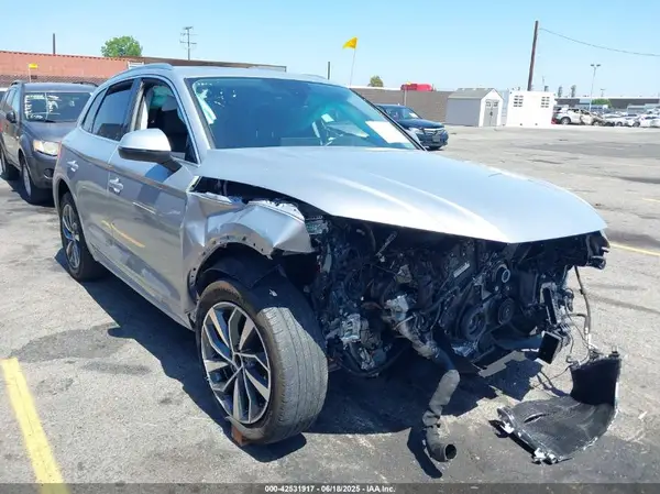 WA1EAAFY2N2056520 2022 AUDI Q5 - Image 1