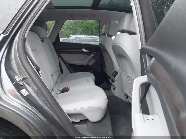 WA1EAAFY2N2058624 2022 AUDI Q5 - Image 8