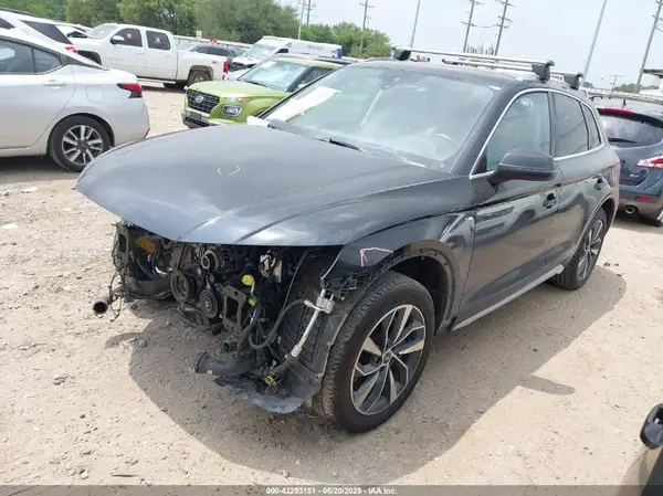 WA1EAAFY2N2111287 2022 AUDI Q5 - Image 2