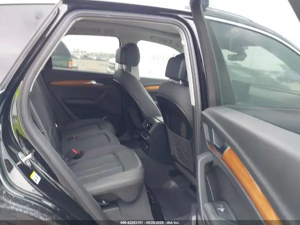 WA1EAAFY2N2111287 2022 AUDI Q5 - Image 8