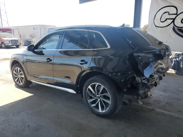 WA1EAAFY2P2018546 2023 AUDI Q5 - Image 2