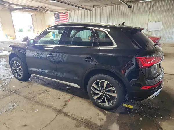 WA1EAAFY2P2165868 2023 AUDI Q5 - Image 2
