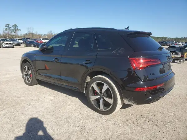 WA1EAAFY2R2050674 2024 AUDI Q5 - Image 2