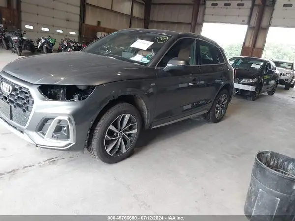 WA1EAAFY2R2052361 2024 AUDI Q5 - Image 2