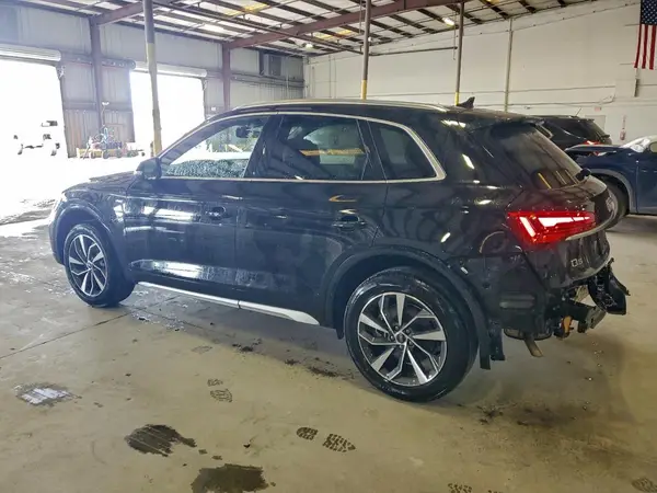 WA1EAAFY2R2081620 2024 AUDI Q5 - Image 2