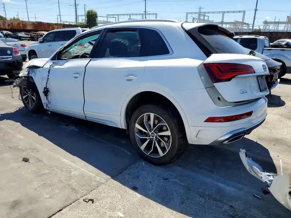 WA1EAAFY2R2090608 2024 AUDI Q5 - Image 2