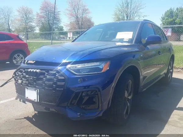 WA1EAAFY2R2096702 2024 AUDI Q5 - Image 2