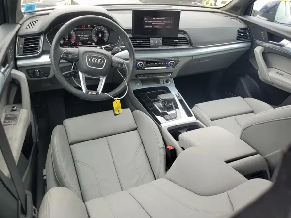 WA1EAAFY2S2020984 2025 AUDI Q5 - Image 8