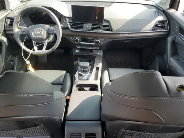 WA1EAAFY2S2023822 2025 AUDI Q5 - Image 8