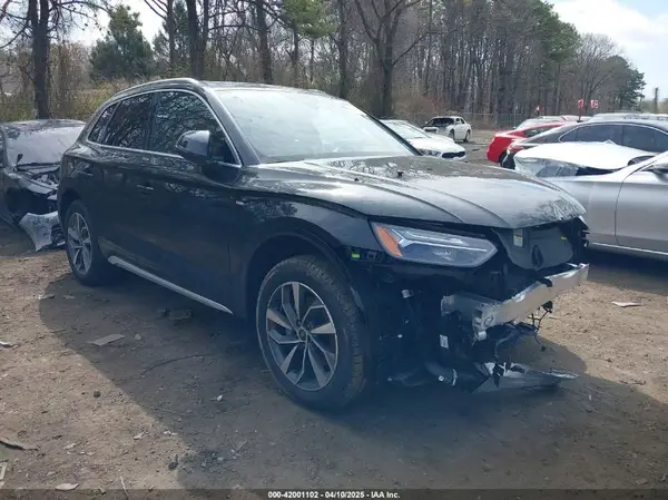 WA1EAAFY2S2035114 2025 AUDI Q5 - Image 1