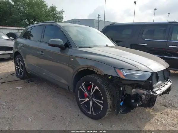 WA1EAAFY2S2054133 2025 AUDI Q5 - Image 1
