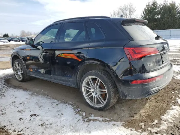 WA1EAAFY3M2058372 2021 AUDI Q5 - Image 2