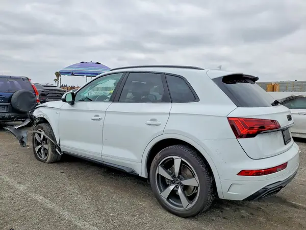WA1EAAFY3N2010694 2022 AUDI Q5 - Image 2
