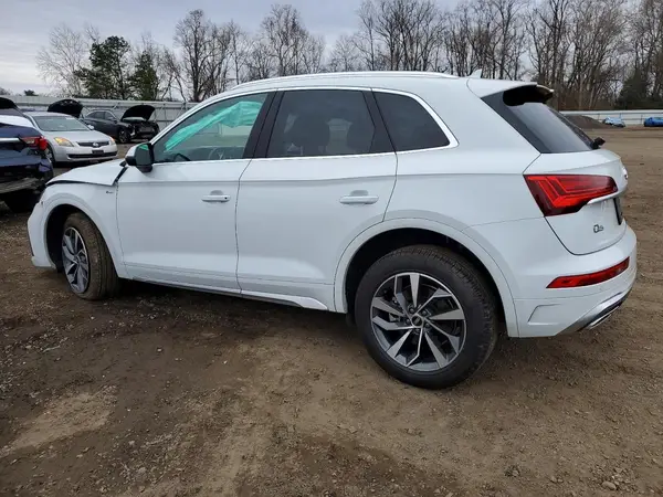 WA1EAAFY3N2072421 2022 AUDI Q5 - Image 2