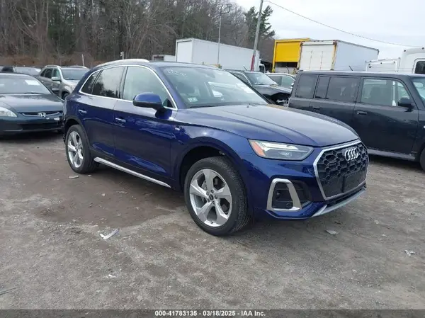 WA1EAAFY3N2099747 2022 AUDI Q5 - Image 1