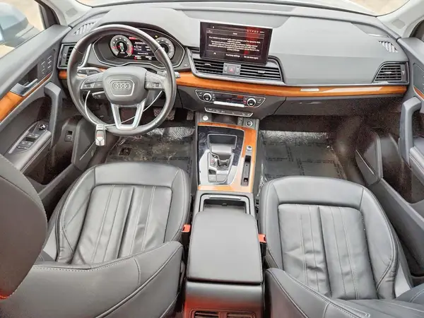 WA1EAAFY3N2103098 2022 AUDI Q5 - Image 8