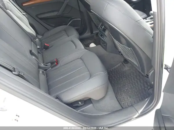 WA1EAAFY3N2110052 2022 AUDI Q5 - Image 8