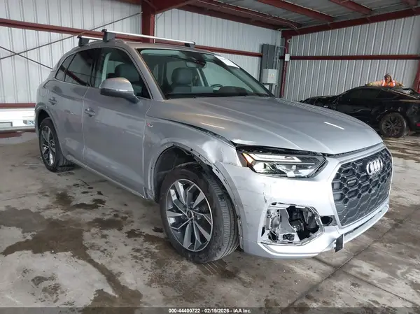 WA1EAAFY3N2124226 2022 AUDI Q5 - Image 1