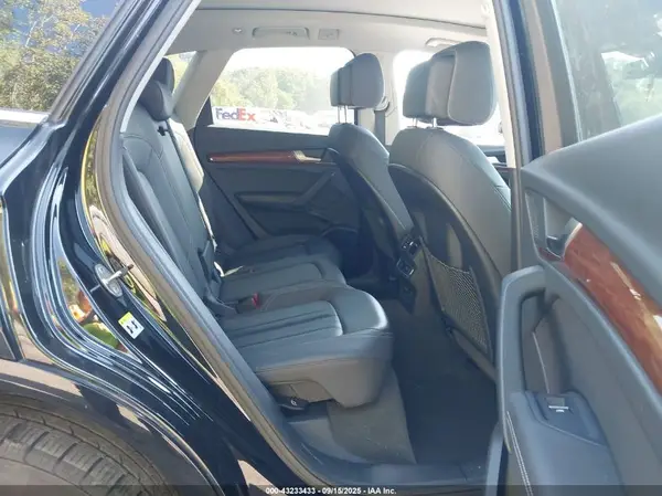 WA1EAAFY3P2070168 2023 AUDI Q5 - Image 8
