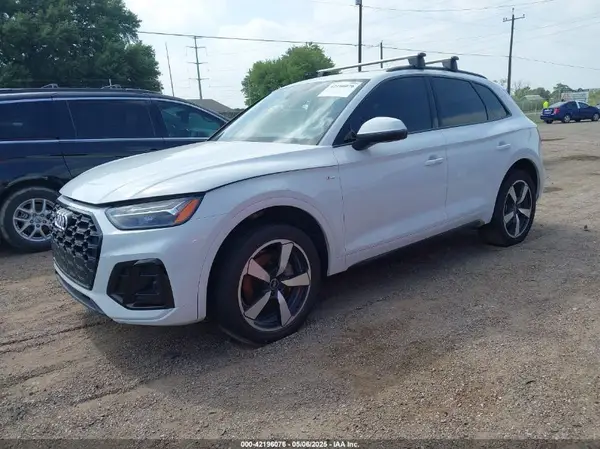 WA1EAAFY3P2111723 2023 AUDI Q5 - Image 2