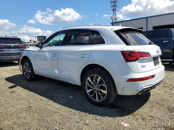 WA1EAAFY3P2185871 2023 AUDI Q5 - Image 2