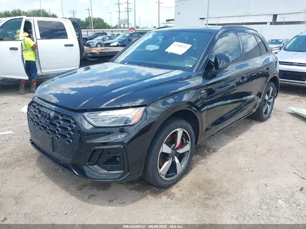 WA1EAAFY3R2011771 2024 AUDI Q5 - Image 2