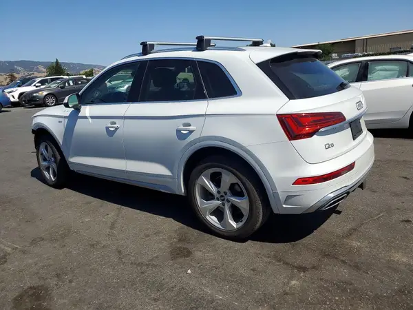 WA1EAAFY3R2064082 2024 AUDI Q5 - Image 2