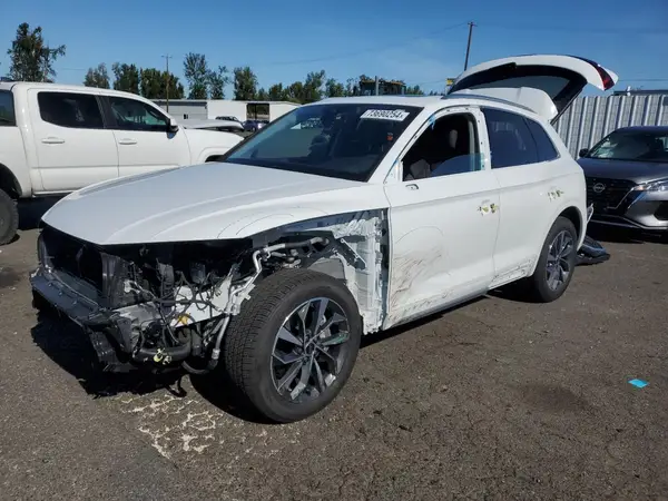 WA1EAAFY3R2072117 2024 AUDI Q5 - Image 1