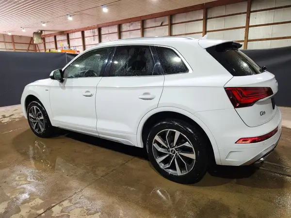 WA1EAAFY3R2082288 2024 AUDI Q5 - Image 2