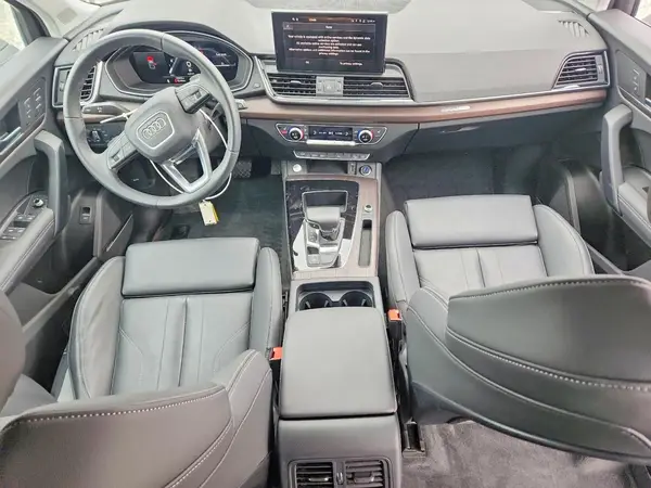 WA1EAAFY3S2054013 2025 AUDI Q5 - Image 8
