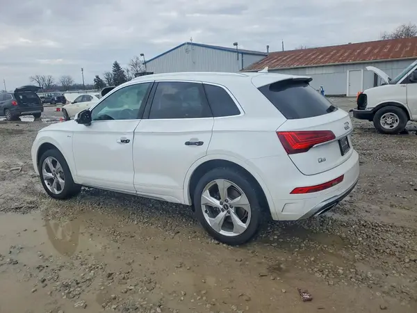 WA1EAAFY4N2015743 2022 AUDI Q5 - Image 2