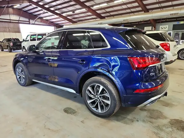 WA1EAAFY4N2046992 2022 AUDI Q5 - Image 2